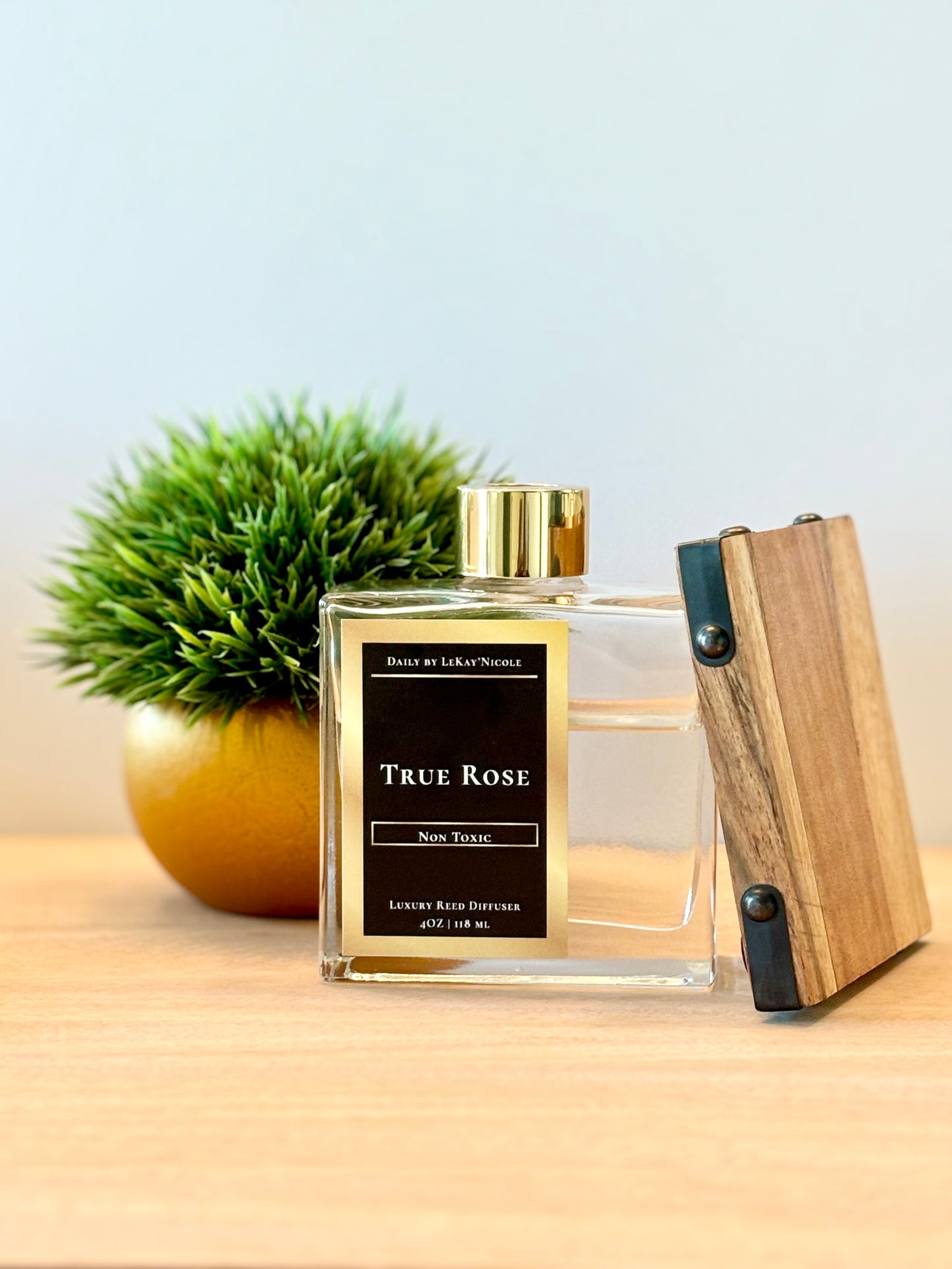 True Rose Luxury Reed Diffuser